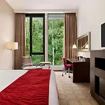 Dolce Brussels 4* 라훌페