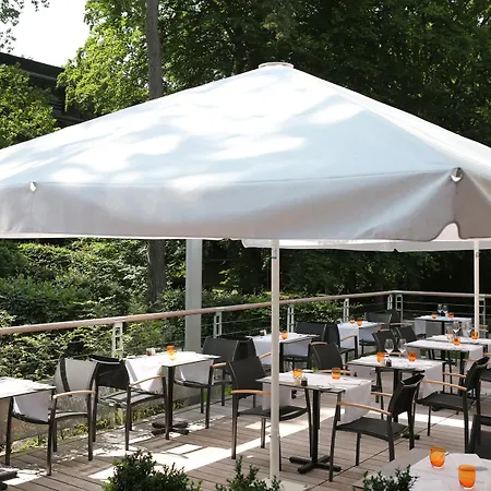 Dolce Brussels 4*