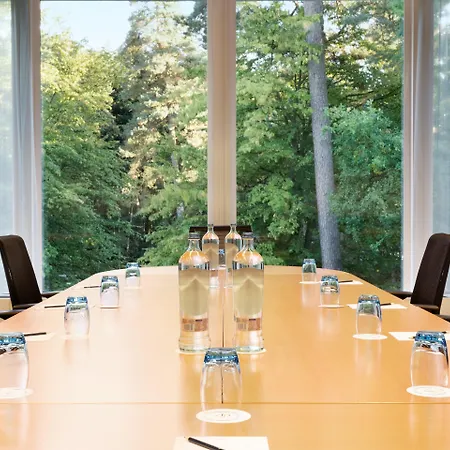 Dolce Brussels Hotell 4*