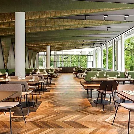 Dolce Brussels 4* Ла-Юльп